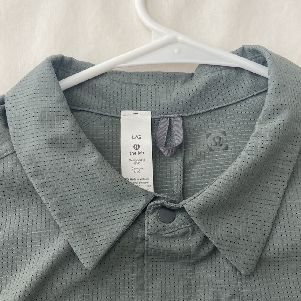 Lululemon Vertice Button-Down - image 2